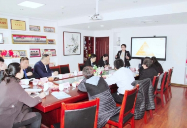 熱烈歡迎山東青年政治學院陳雨海副校長一行蒞臨德衡參觀交流，研討戰略合作